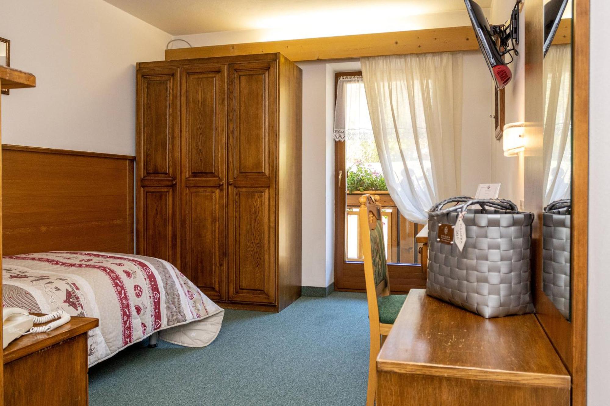 Wellness Hotel Dolomia Soraga Extérieur photo