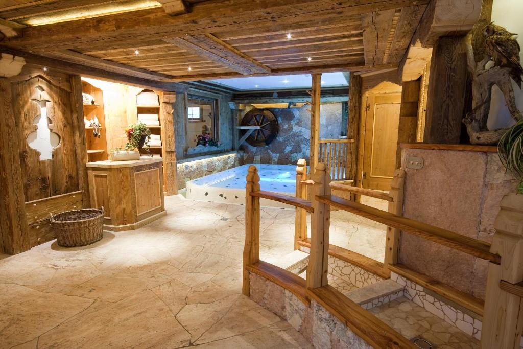 Wellness Hotel Dolomia Soraga Extérieur photo